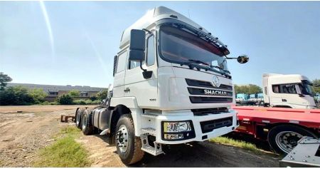 Shacman F3000 RHD Tractor Head will be sent to Papua New Guinea