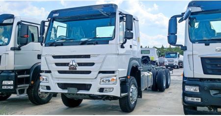 Sinotruk Howo 6x4 Cargo Chassis Truck will be sent to PNG