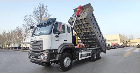 Sinotruk Howo 10 Wheeler Dump Truck will be sent to PNG