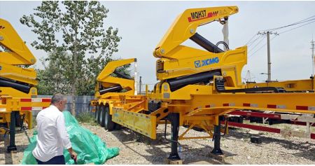 37 Ton Side Loader Trailer will be sent to PNG