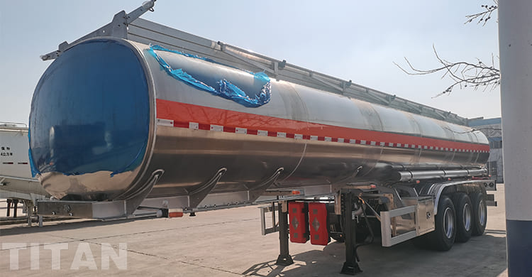 3 Axle Aluminum Fuel Tank Trailer for Sale in Papua New Guinea