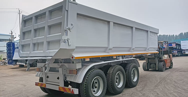 TITAN Semi Tipper Trailers for Sale in Papua New Guinea