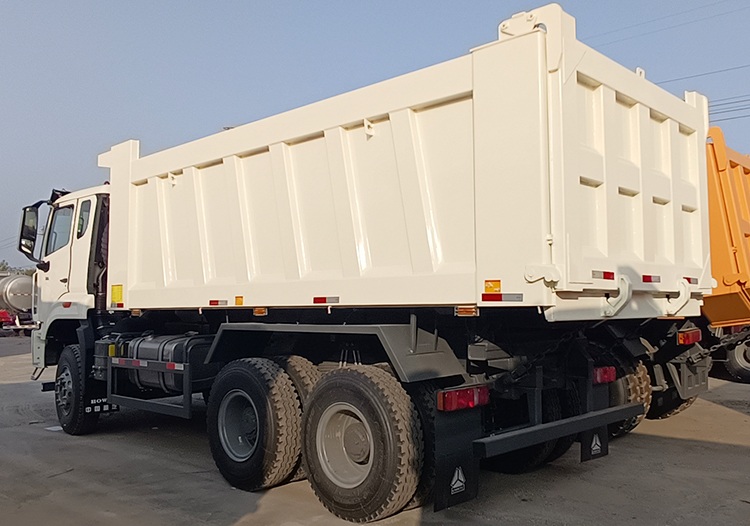 New Sinotruk Howo N7 380 6x4 Dump Truck Price in Papua New Guinea