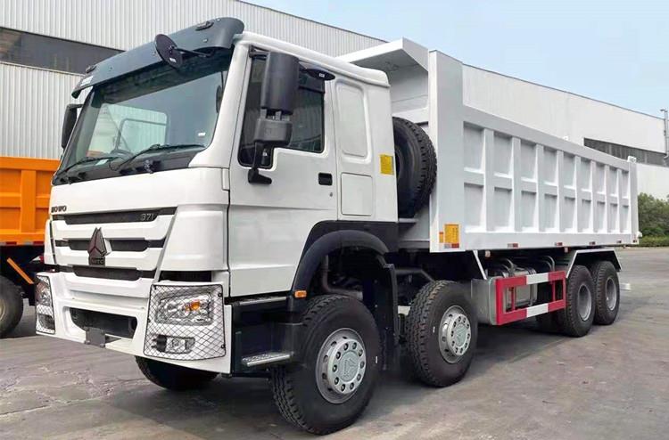 Sinotruk Howo 371 8x4 Dump Truck for Sale Near Me in Papua New Guinea
