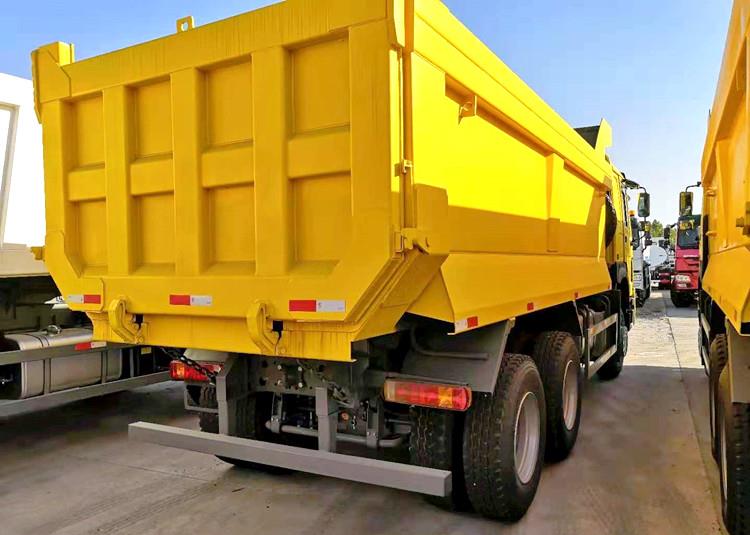 Sinotruk Howo 420 Dump Truck zz3257n3847a in Papua New Guinea