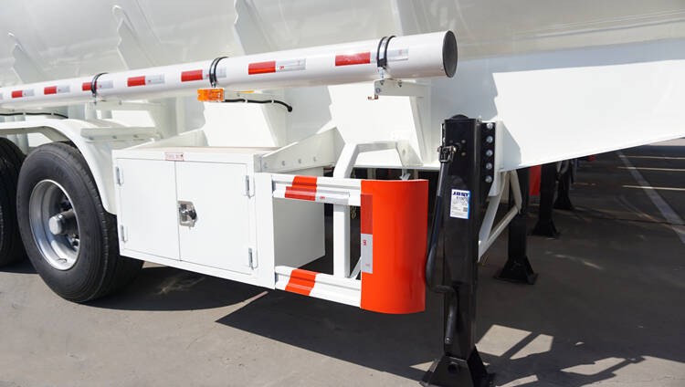 CIMC Fuel Tanker Semi Trailer for Sale in Papua New Guinea