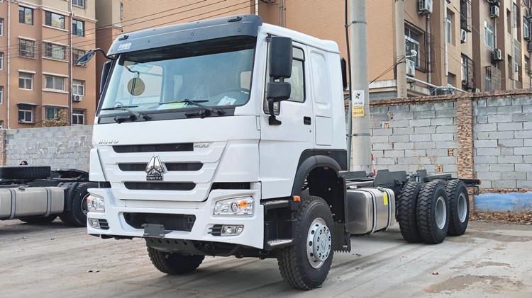 Sinotruk Howo 400 6x4 Cab Chassis Truck for Side Loader in Papua New Guinea