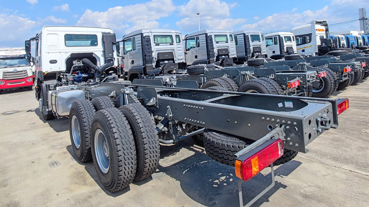 Sino Howo 340 Truck Chassis for Sale in Papua New Guinea