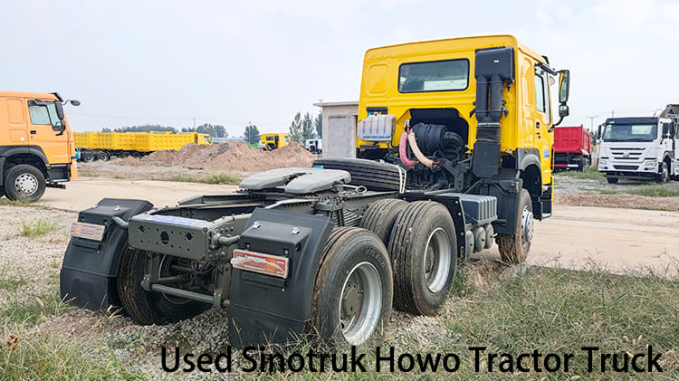 Used Sinotruk Howo Tractor Truck 2022 for Sale in Papua New Guinea