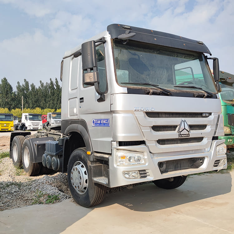 Gently Used Howo Tractor Truck 371