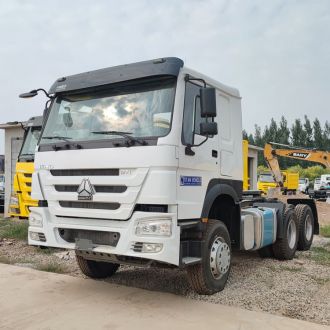 Used Sinotruk 2022 Howo Tractor Head 371